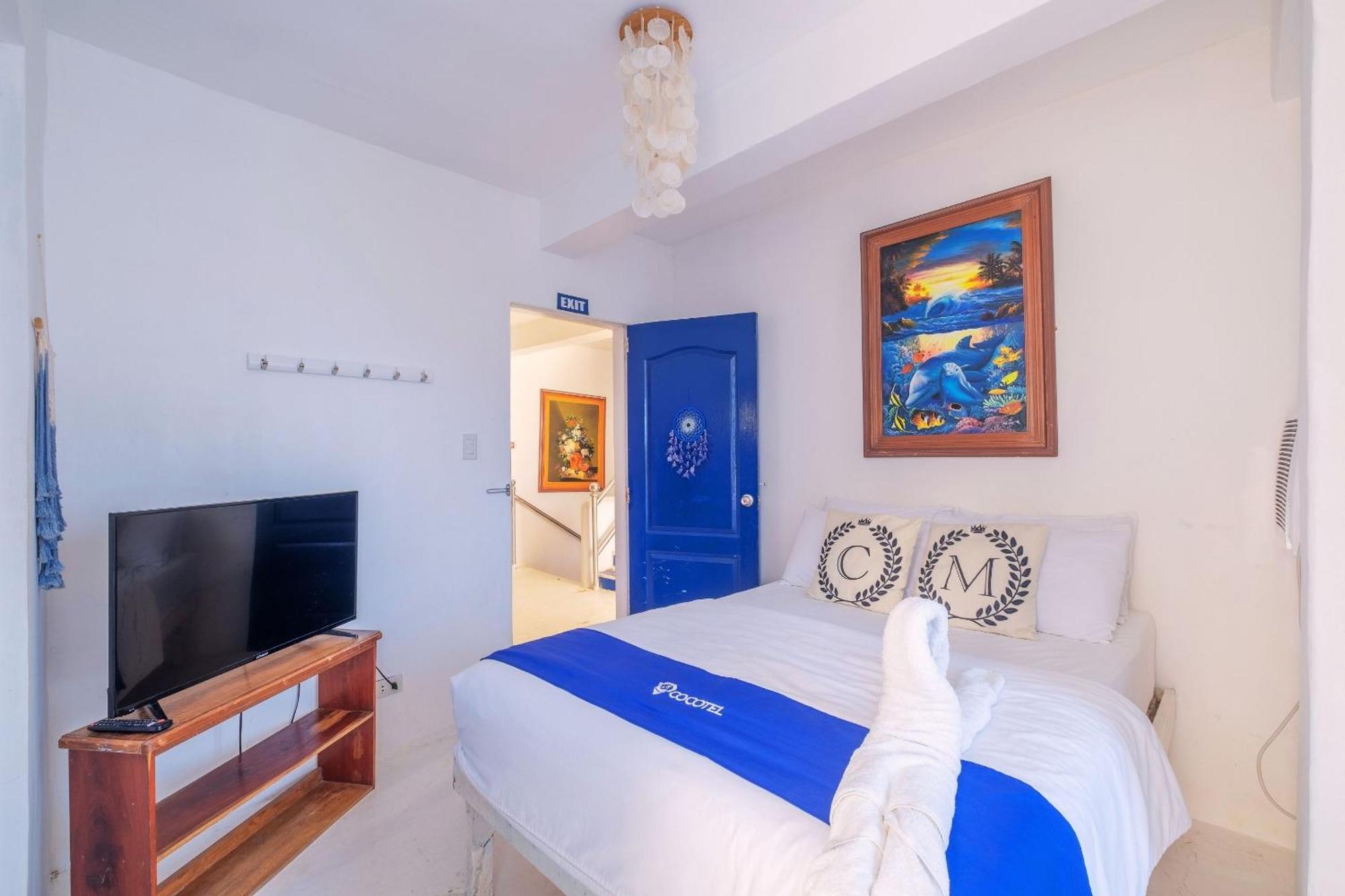 Club Monet Beachfront Resort By Cocotel Cabangan Номер фото
